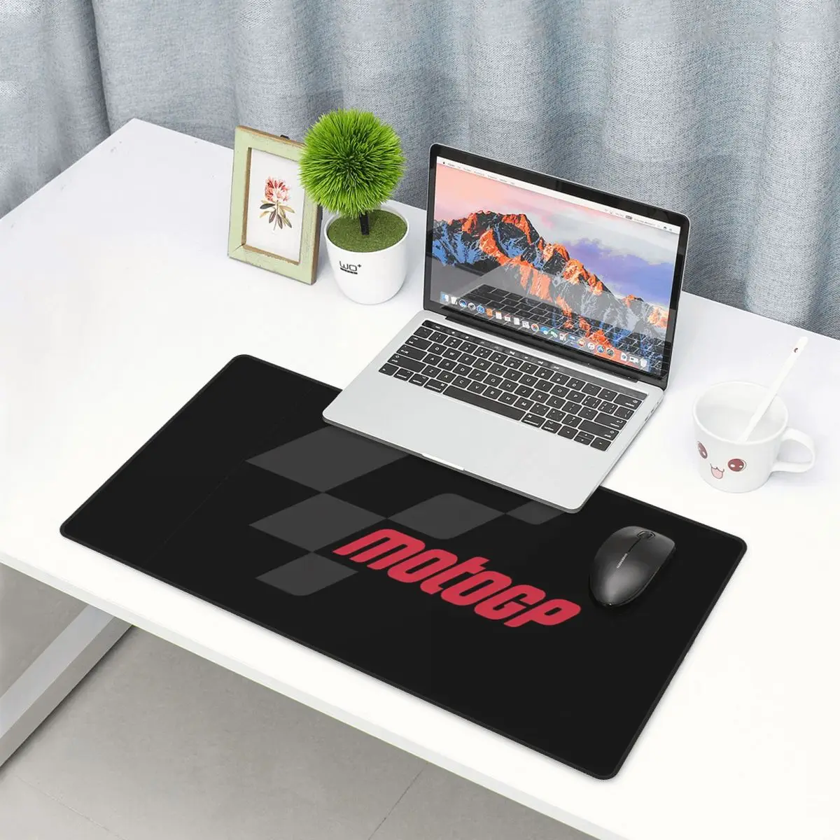 Duża podkładka pod mysz z logo – Gaming Laptop Essential Accessories recenzja i cena